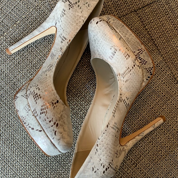 Dolce by Mojo Moxy. Size 9 - Picture 4 of 9